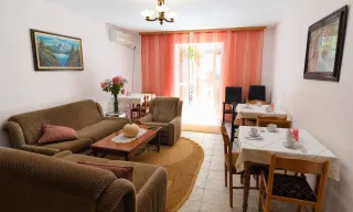 Dhoma e mëngjesit